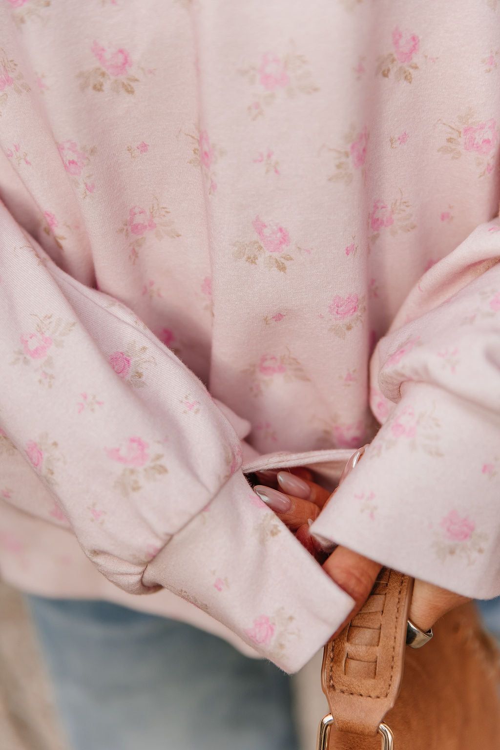 University SideSlit Pullover - Tea Rose