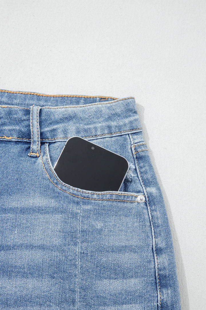 Rayne Wash Raw Hem Shorts