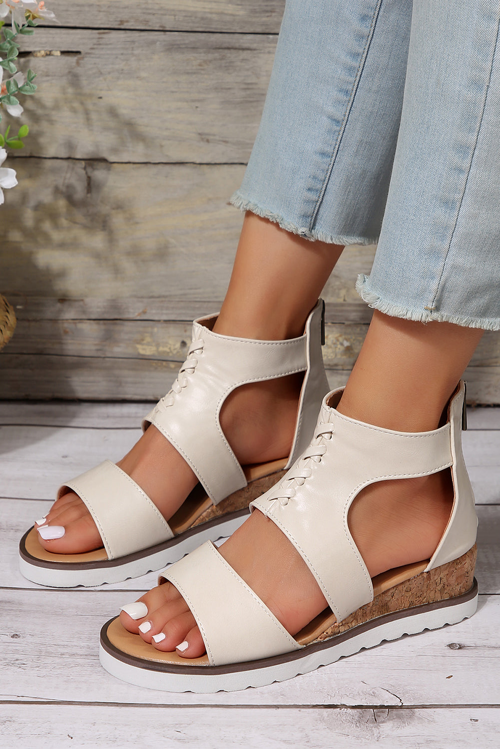 Nora Crisscross Hollowed Gladiator Sandals