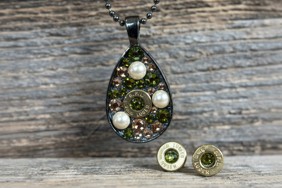 Camo and Pearls Set