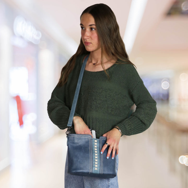 Concealed Carry Carolina Crossbody by Lady Conceal