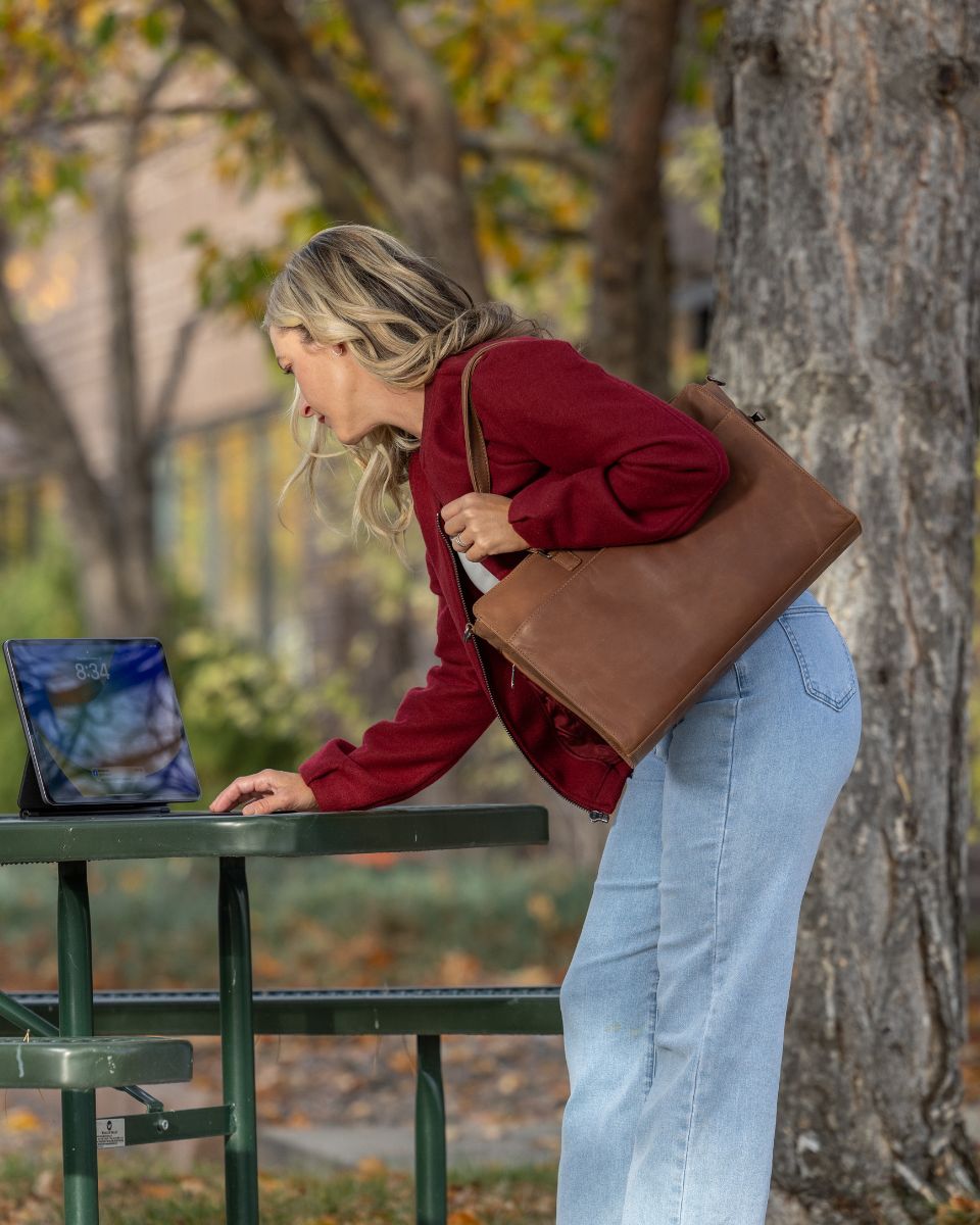 Concealed Carry Willow Computer Satchel by Lady Conceal