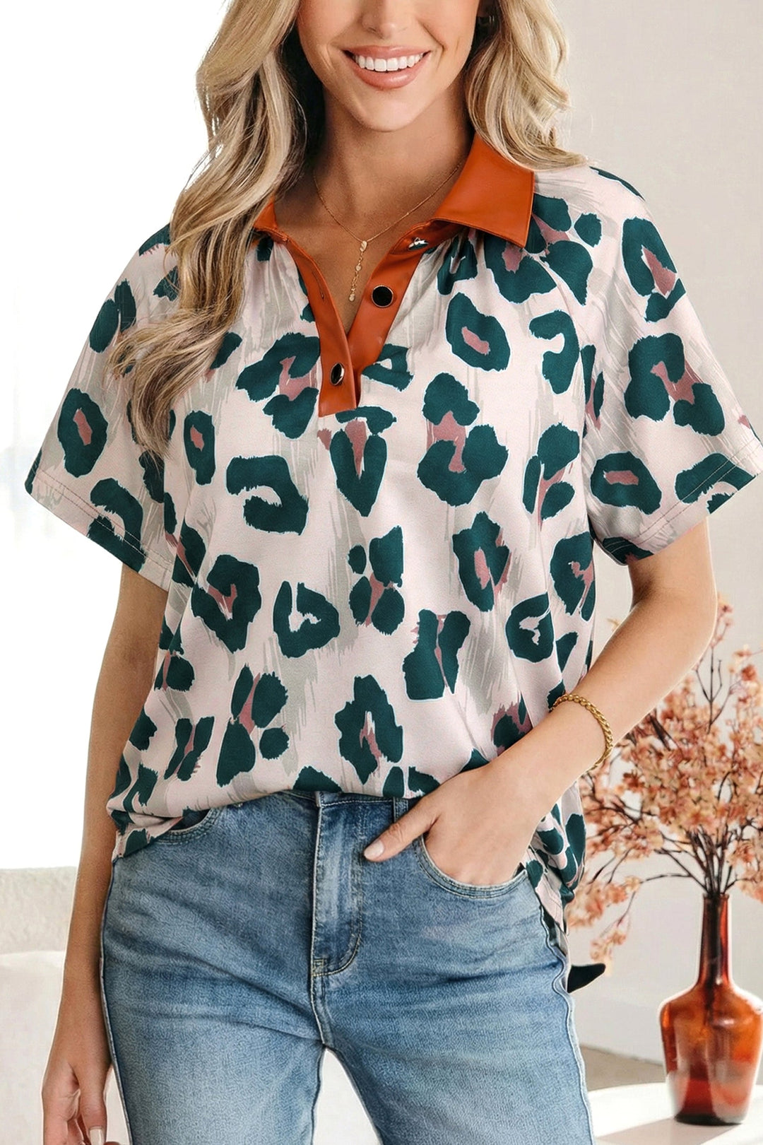Madelynn Collared Short Sleeve Blouse