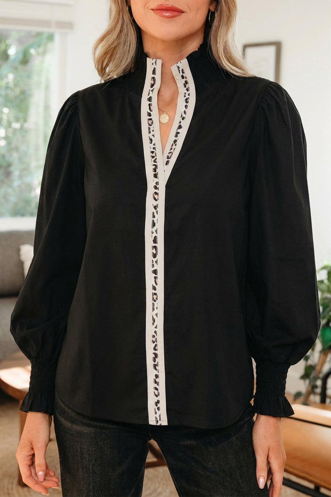 Estrella Flounce Sleeve Trim Blouse